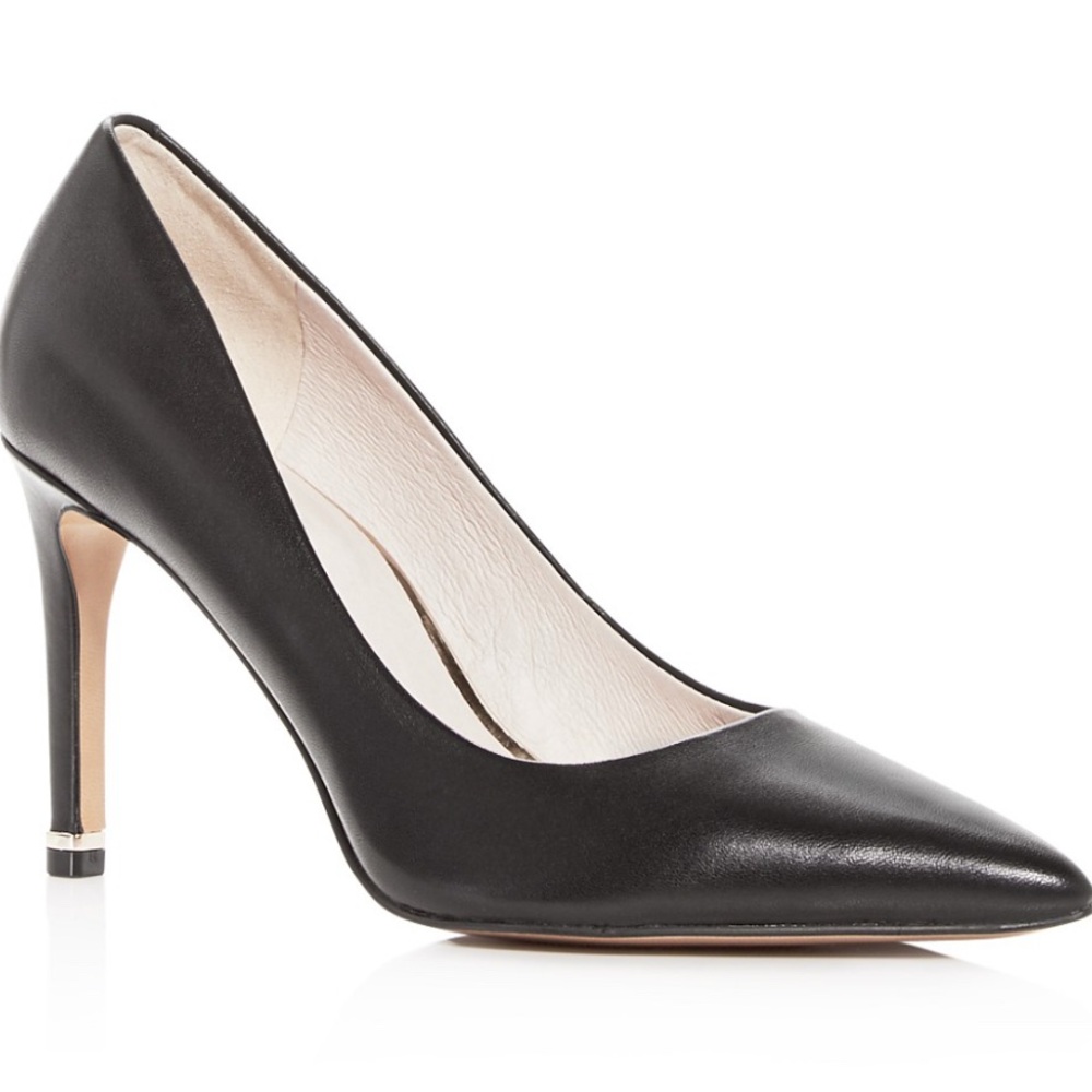 Kenneth Cole Riley Pointed Toe Pump